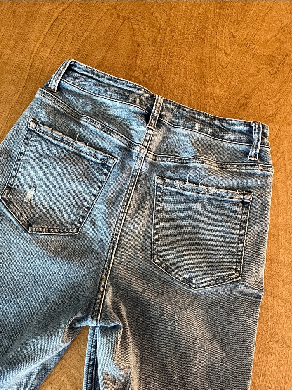 Vervet by Flying Monkey Women's Straight Leg Jeans in Light Blue - Picture 5 of 8